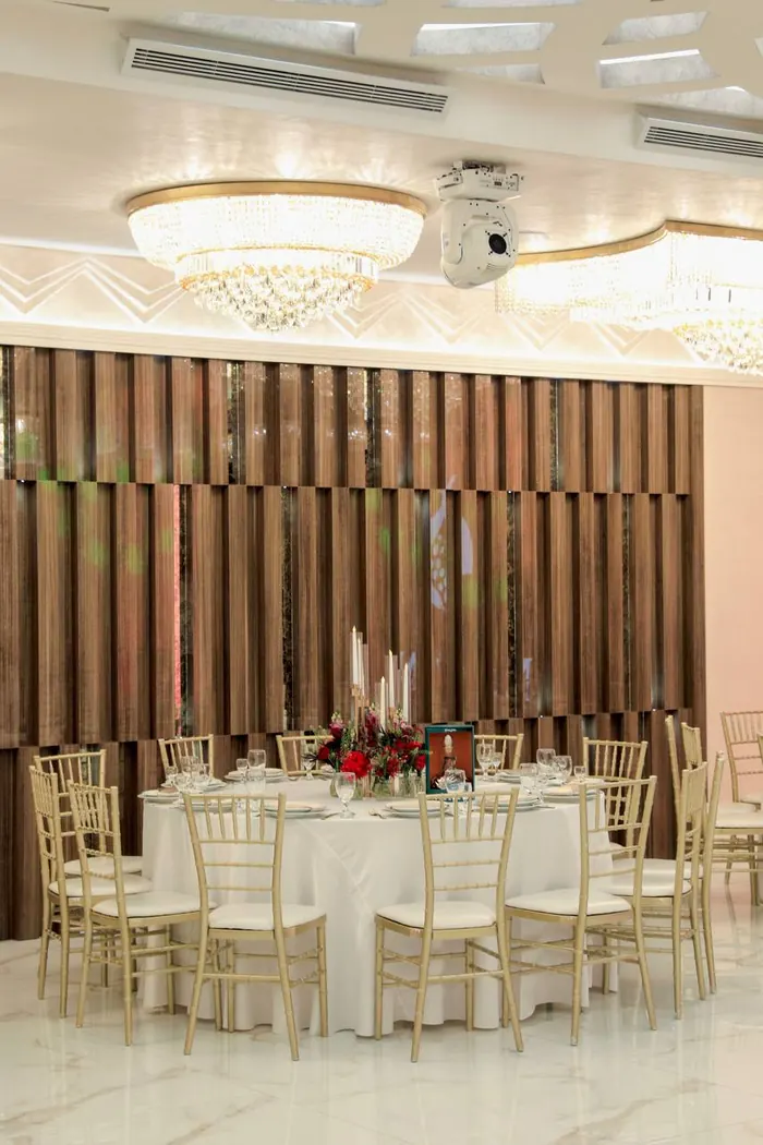 Symmetrical view of the Nur One ballroom stage